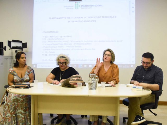 Proen inicia planejamento do serviço de tradução e interpretação no Ifes